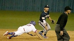 031219V01246 Galindo dives for 2nd - Rodriguez is there -umpire is looking elsewhere b3 A sm